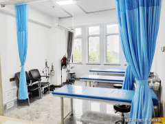 改各类平安现患；专业照护床位1100余张